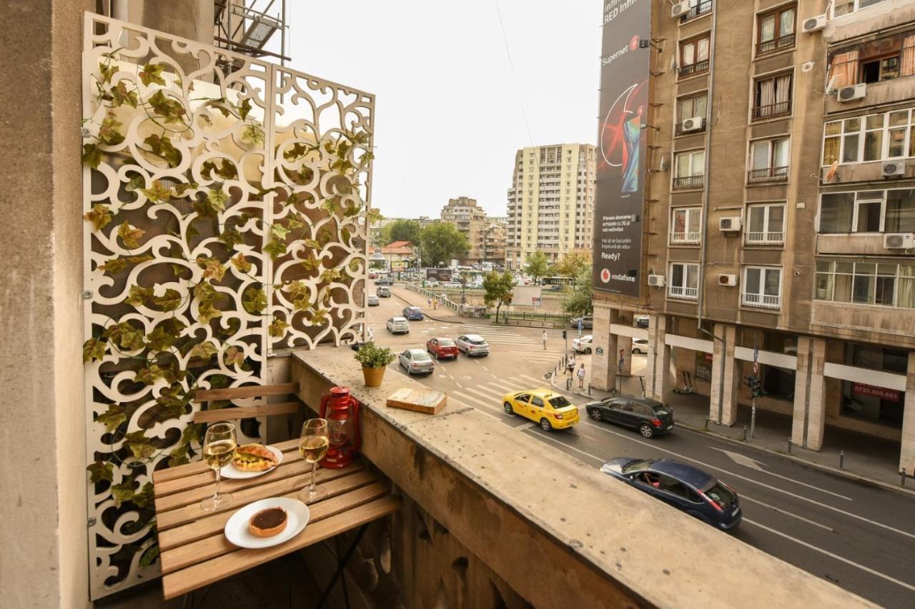 Love.Travel.Explore ♥️Apt W/ Balcony In Old Town Leilighet Bucureşti Eksteriør bilde
